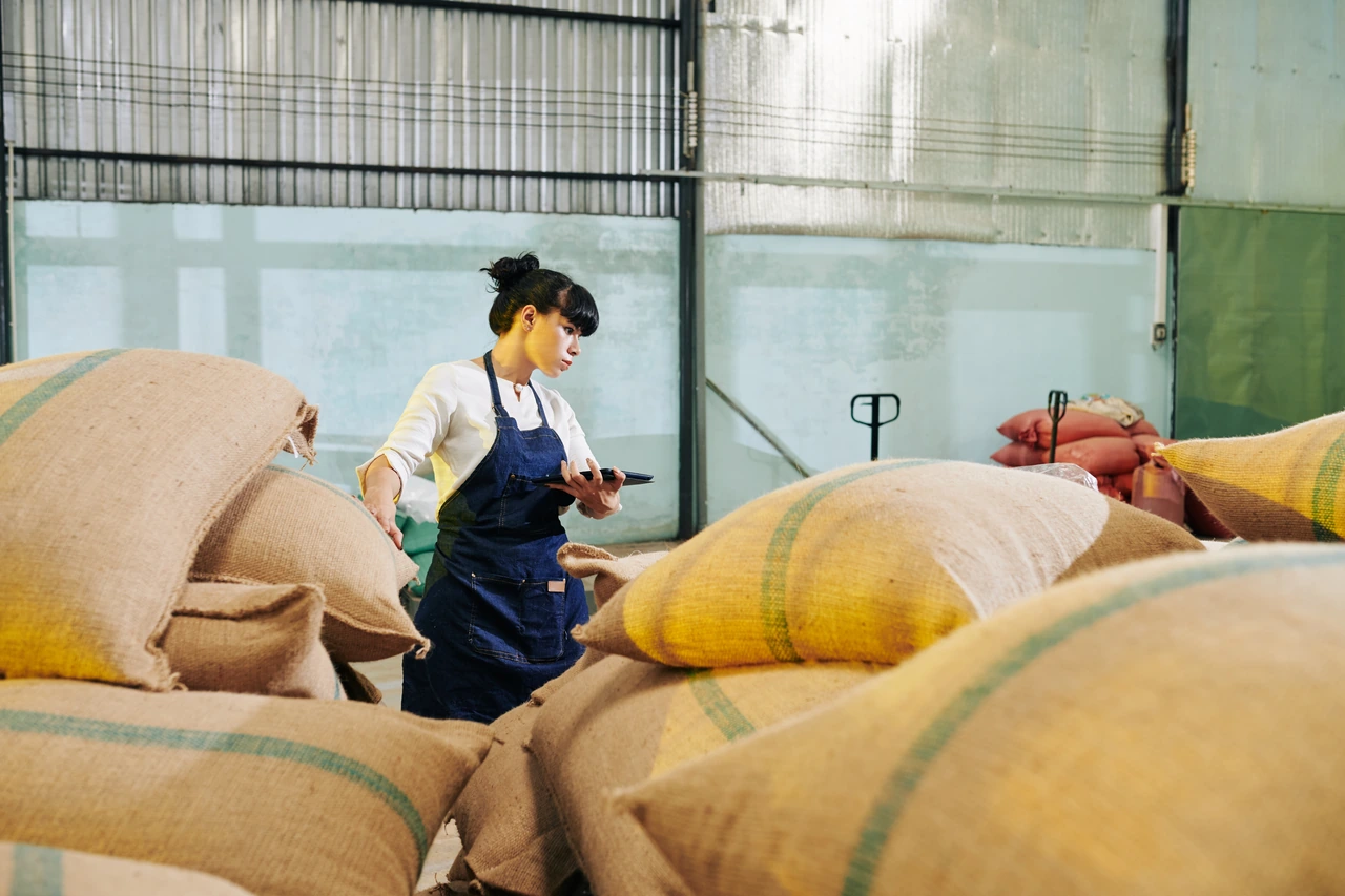 Warehouse quality and packing coordination for Basmati rice exports