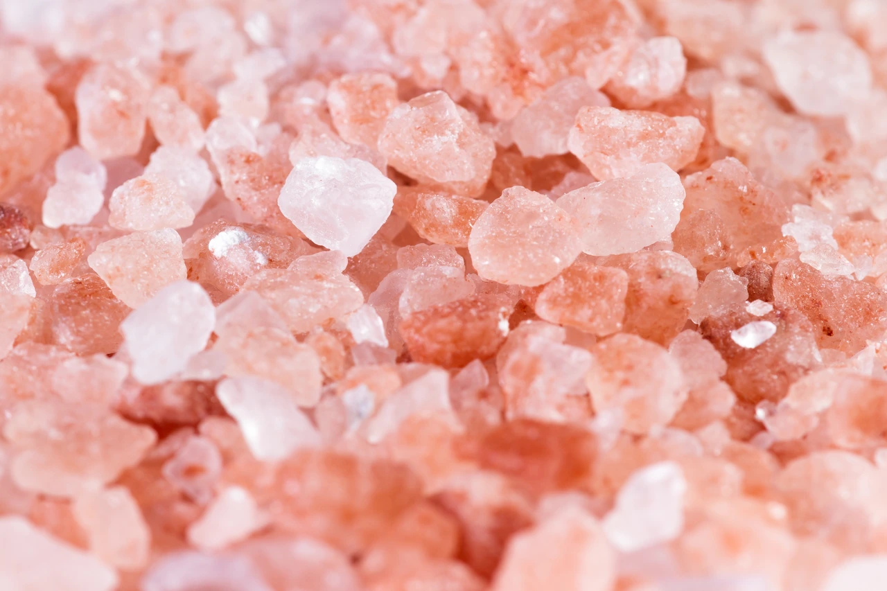 Macro Himalayan pink salt crystals for Uzbekistan wholesale product specification